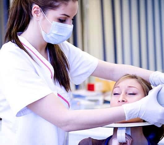  - Assistant-e dentaire